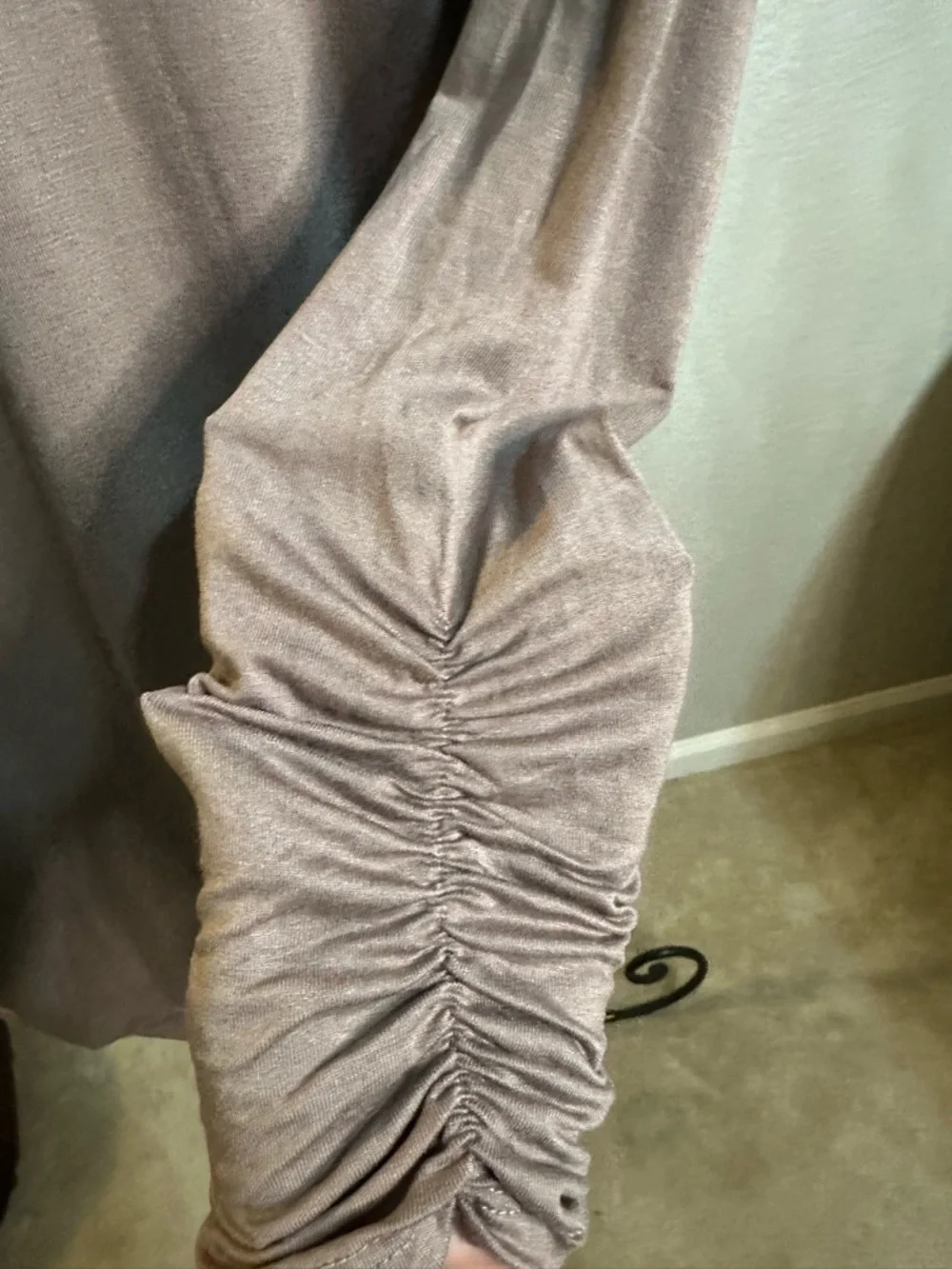 NWT Taupe Long Sleeve Tunic w/ Ruching Detail